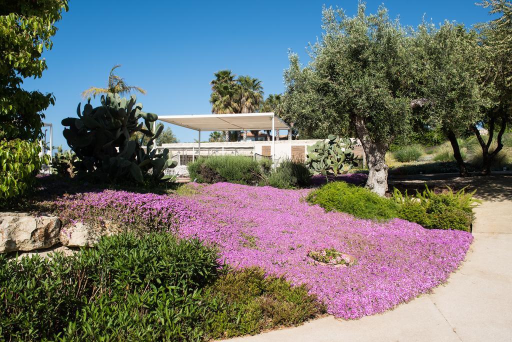 La Scibina Aparthotel Marina di Ragusa Exterior photo